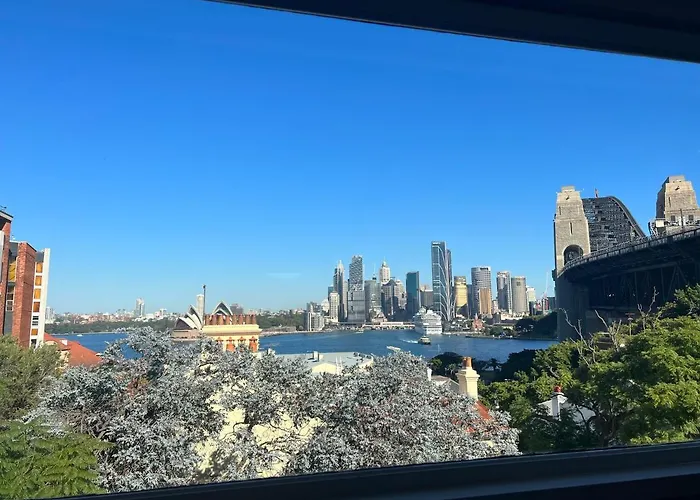 Panorama Firework View - Classic 4-Level Terrace Style Living In Kirribilli !!! Sydney